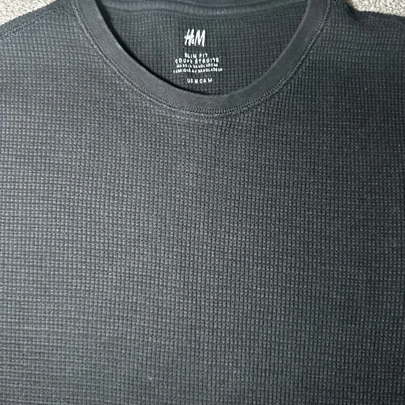 H&M Dark Long Sleeve Top - Picture 2 of 3